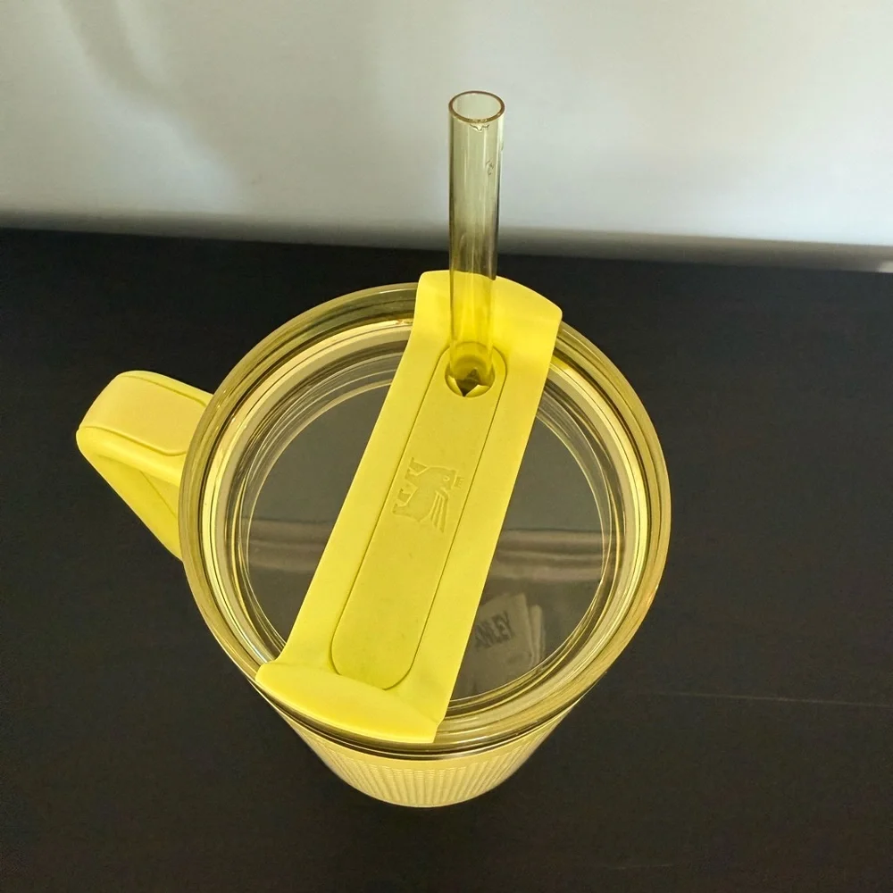 Stanley Quencher H2.0 + Calia 40oz Tumbler: Yellow, NEW - Picture 4 of 6